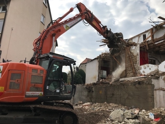 Bagger- und Abbrucharbeiten - Emil Pfeiffer & Söhne